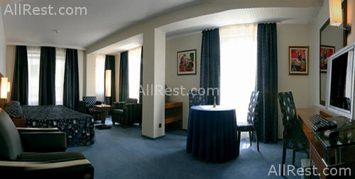 Anel Hotel 10